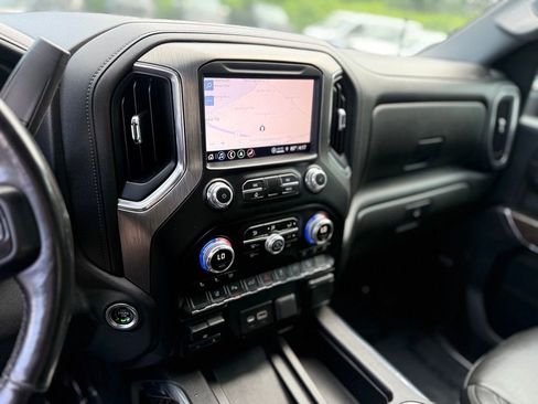 Used 2022 GMC Sierra 2500 Denali AWD/4WD image 13