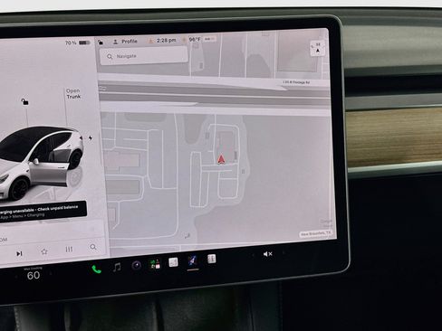 Used 2022 Tesla Model Y Performance AWD/4WD image 21