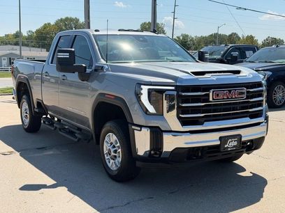 Used 2025 GMC Sierra 2500 SLE w/ SLE Convenience Package