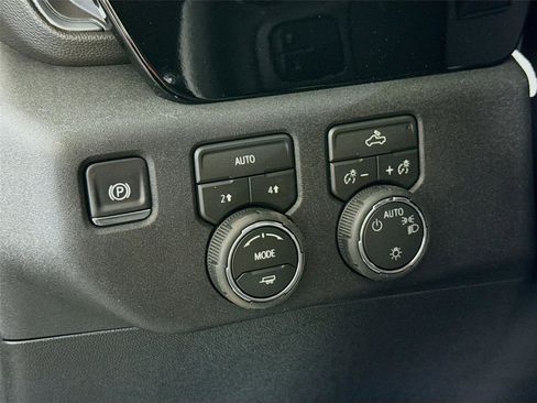 New 2026 Chevrolet Silverado 1500 LT w/ All Star Edition Plus AWD/4WD image 4