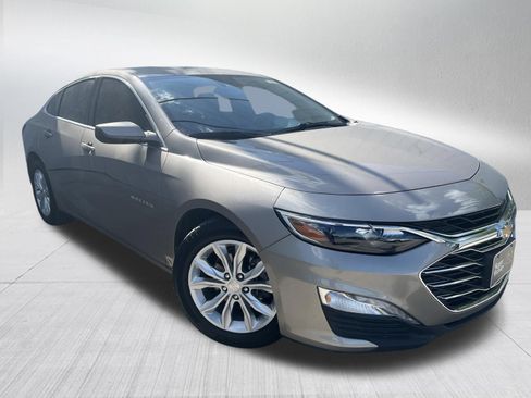 Used 2024 Chevrolet Malibu LT FWD image 3