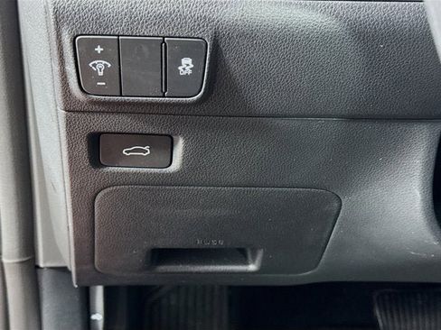 Certified 2025 Kia K5 LXS FWD image 10