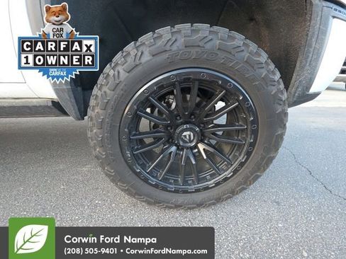 Used 2024 GMC Sierra 2500 AT4 w/ AT4 Premium Plus Package image 8