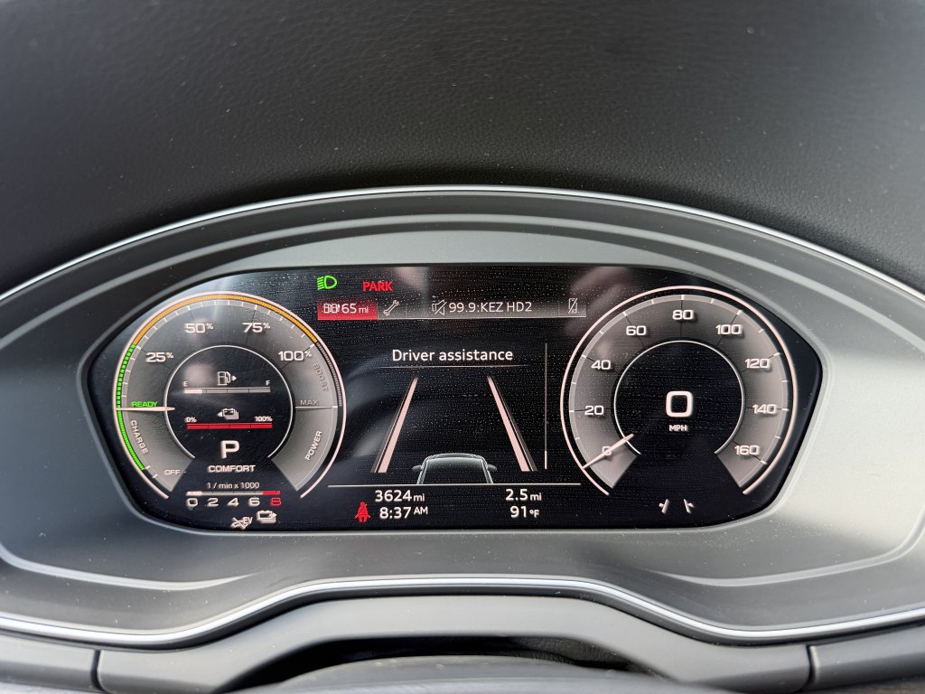Used 2025 Audi Q5 e Premium AWD/4WD image 19