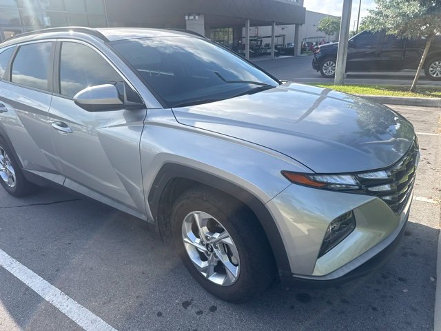 Used 2024 Hyundai Tucson SEL FWD image 3