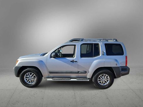 Used 2015 Nissan Xterra S w/ Value Package image 5