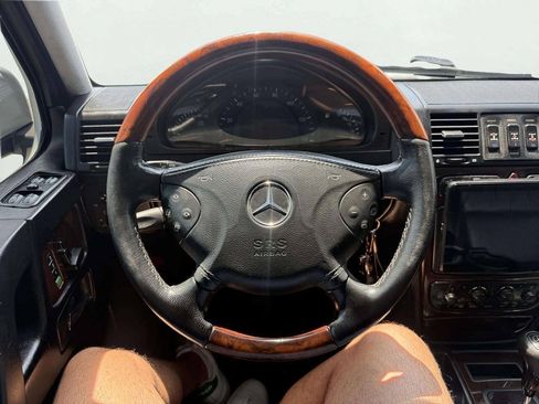Used 2004 Mercedes-Benz G 500 image 11