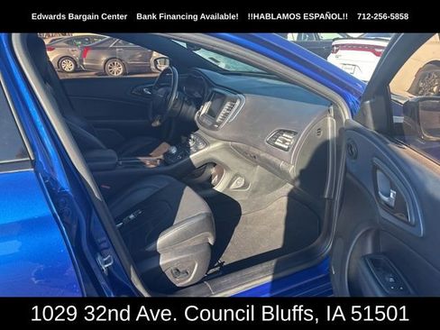 Used 2015 Chrysler 200 S w/ Navigation & Sound Group I image 11