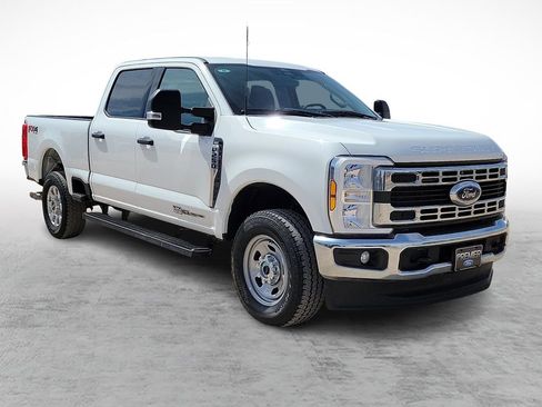 Used 2024 Ford F250 XLT w/ FX4 Off-Road Package AWD/4WD image 1