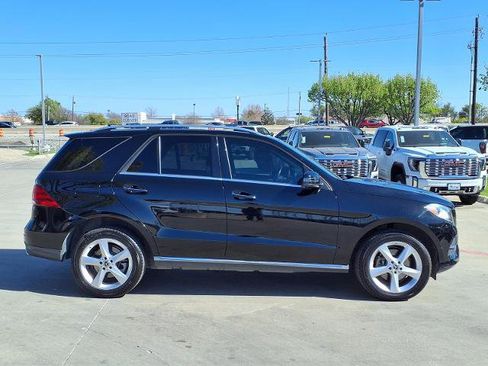 Used 2018 Mercedes-Benz GLE 350 4MATIC image 2