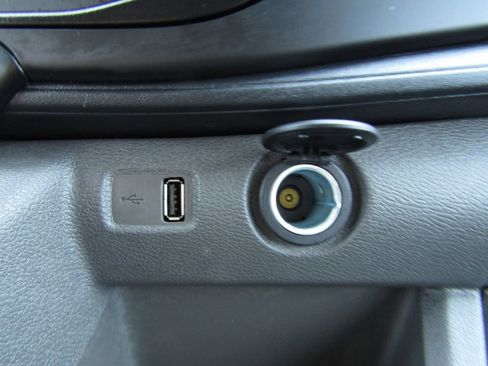 Used 2024 Ford E-Transit Low Roof image 31