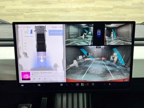Used 2025 Tesla Cybertruck Cyberbeast AWD/4WD image 14