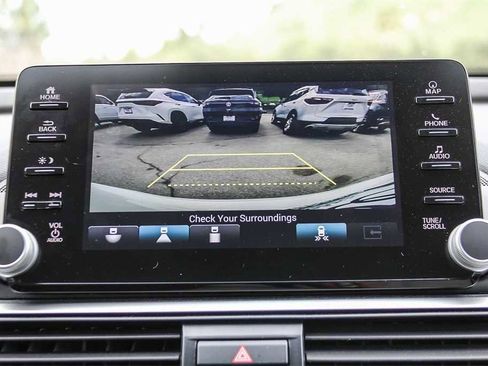 Used 2020 Honda Accord Touring image 23