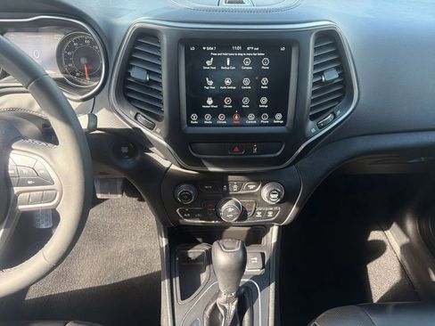 Used 2022 Jeep Cherokee Latitude Lux image 34