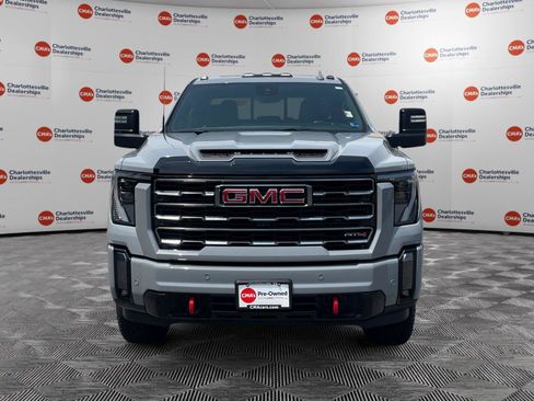 Used 2024 GMC Sierra 2500 AT4 w/ AT4 Premium Plus Package AWD/4WD image 8