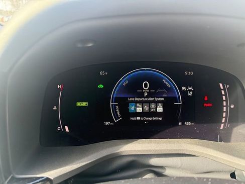 Used 2026 Toyota Camry LE w/ Convenience Package image 4