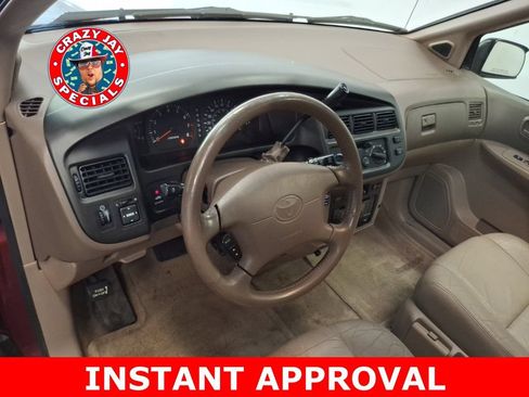 Used 1999 Toyota Sienna XLE FWD image 18