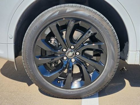 Used 2025 Land Rover Discovery Sport S AWD/4WD image 10