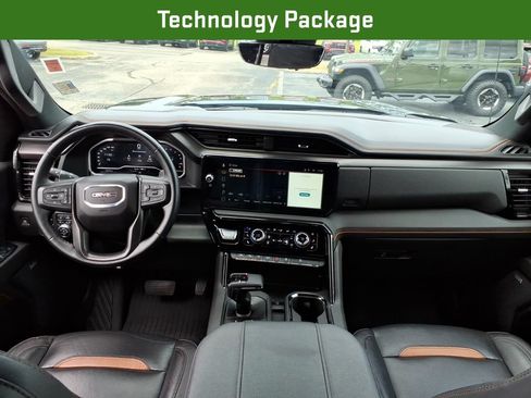 Certified 2024 GMC Sierra 1500 AT4 w/ Technology Package AWD/4WD image 18