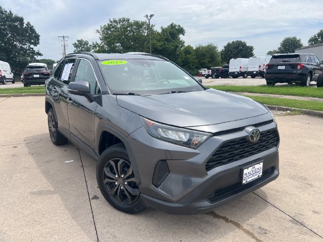Used 2019 Toyota RAV4 LE w/ All Weather Liner Package AWD/4WD image 12