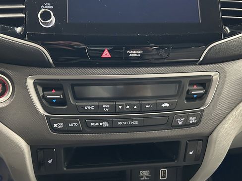 Used 2023 Honda Ridgeline RTL-E image 30