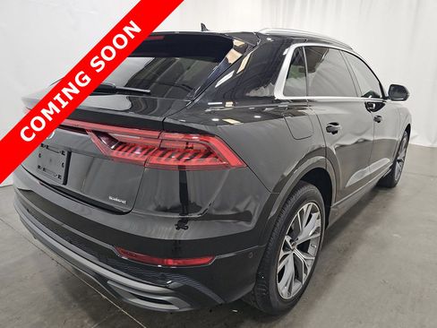Used 2023 Audi Q8 Premium Plus w/ Premium Plus Package AWD/4WD image 3