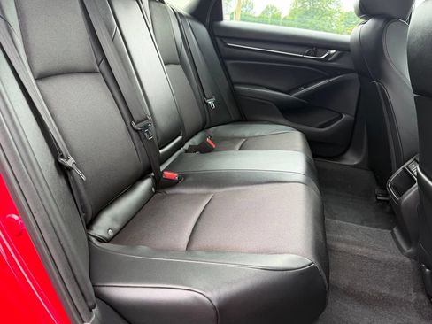 Used 2021 Honda Accord Sport image 12