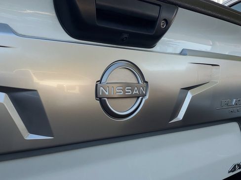 Used 2023 Nissan Titan Platinum Reserve w/ Moonroof Package AWD/4WD image 6