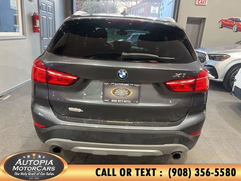 Used 2016 BMW X1 xDrive28i w/ Premium Package AWD/4WD image 4