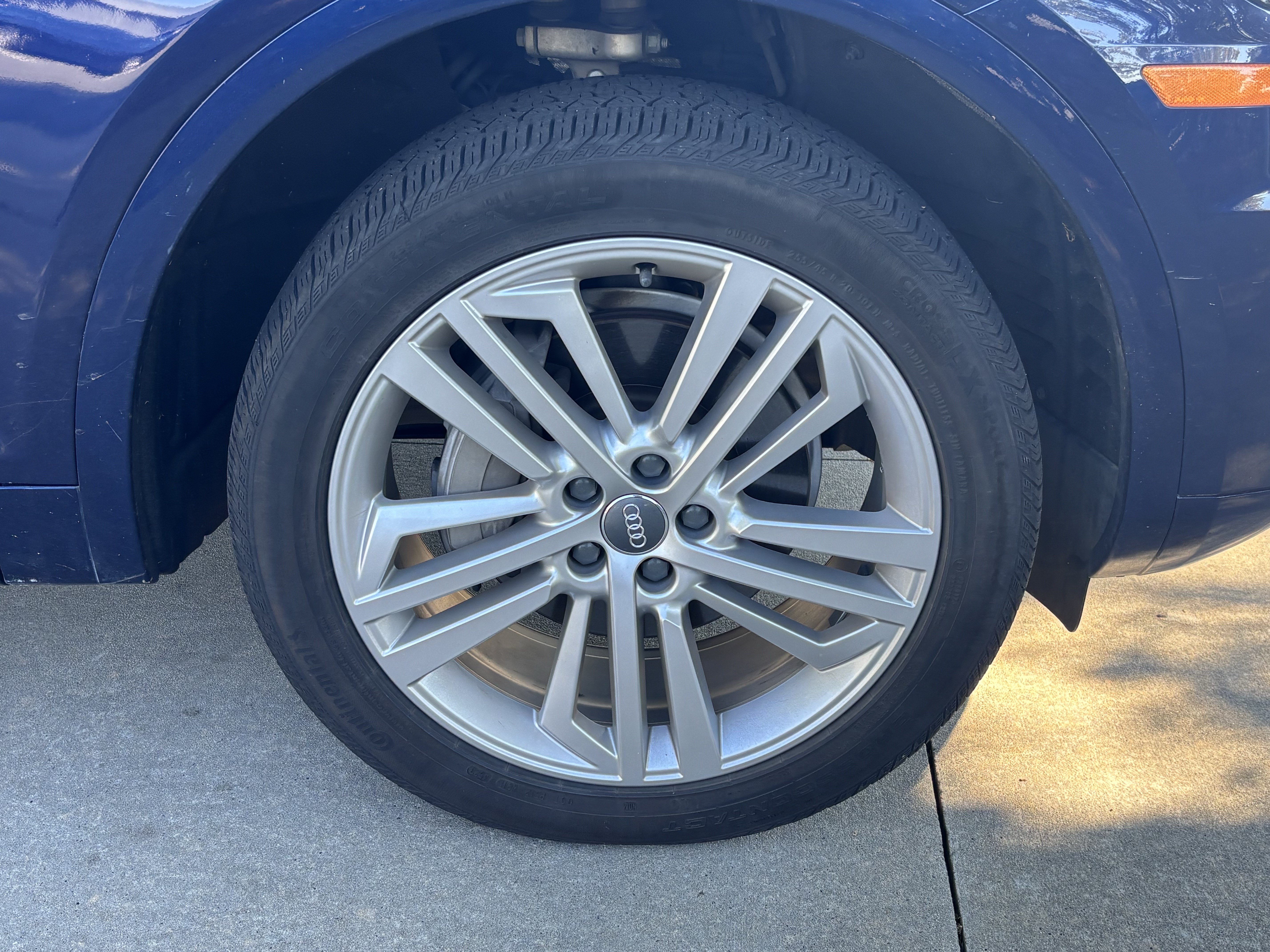 Used 2018 Audi Q5 2.0T Premium Plus w/ Premium Plus Package AWD/4WD image 13