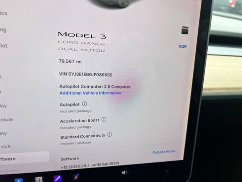 Used 2018 Tesla Model 3 Long Range image 25