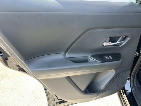 New 2026 Nissan Kicks SR w/ SR Premium Package FWD image 20