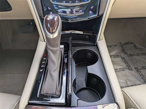 Used 2014 Cadillac XTS Premium image 18