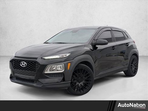 Used 2019 Hyundai Kona SE image 1