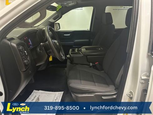 Used 2020 Chevrolet Silverado 1500 Custom w/ Custom Convenience Package image 5