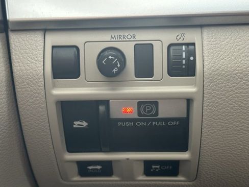 Used 2011 Subaru Legacy 2.5i Premium image 22