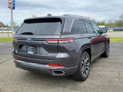 Used 2022 Jeep Grand Cherokee Overland AWD/4WD image 4
