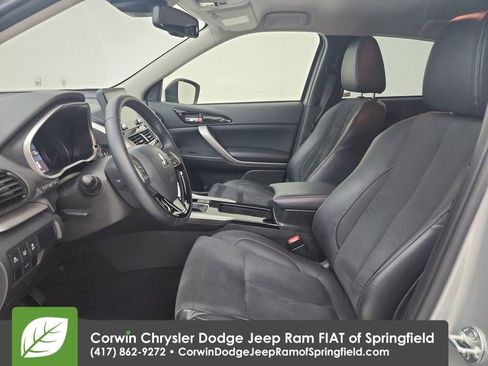 Used 2025 Mitsubishi Eclipse Cross SE image 18