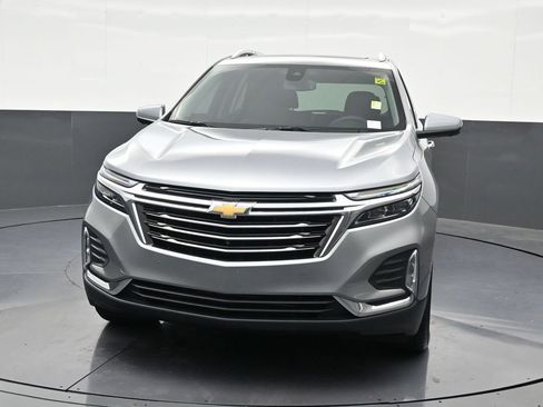 Used 2023 Chevrolet Equinox Premier FWD image 9