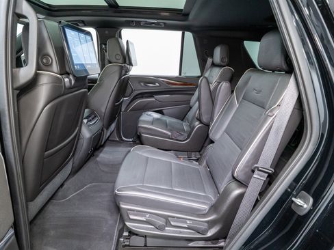 Used 2021 Cadillac Escalade Premium Luxury w/ Driver Assist Tech Package image 38