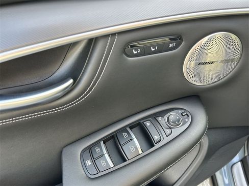 Certified 2023 INFINITI QX55 Essential image 16