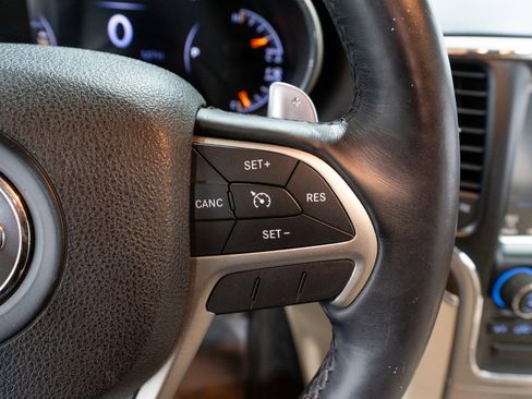 Used 2015 Jeep Grand Cherokee Limited image 26