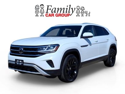 Used 2023 Volkswagen Atlas Cross Sport SE w/ Panoramic Sunroof Package