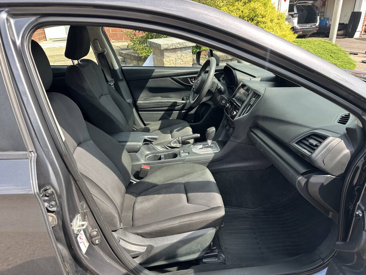 Used 2018 Subaru Impreza 2.0i AWD/4WD image 25
