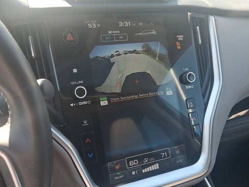 Used 2022 Subaru Outback Limited image 17