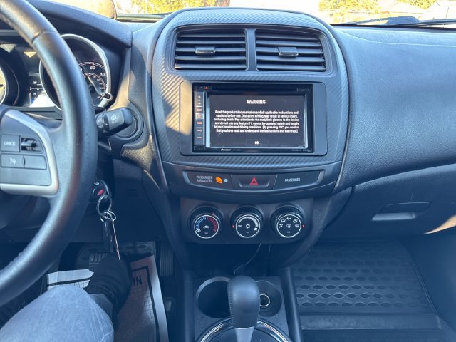 Used 2015 Mitsubishi Outlander Sport ES AWD/4WD image 18