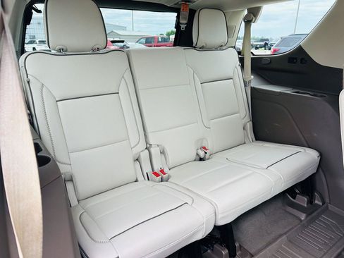 Used 2022 GMC Yukon Denali AWD/4WD image 40