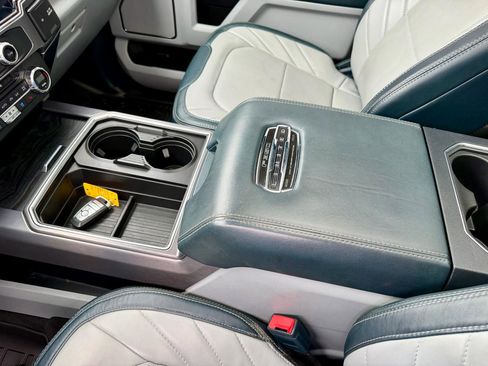 Used 2022 Ford F350 Limited image 33