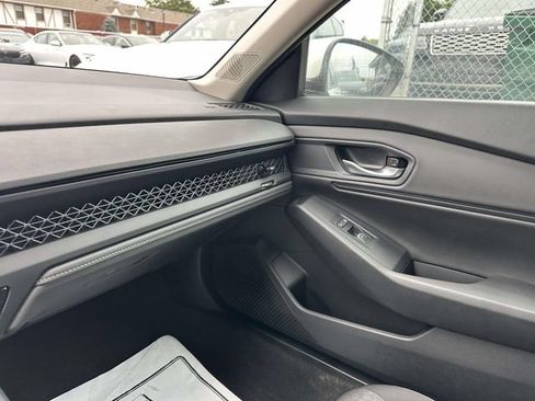 Used 2024 Honda Accord EX image 36