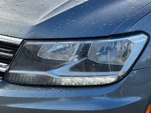 Used 2019 Volkswagen Tiguan SEL R-Line image 52